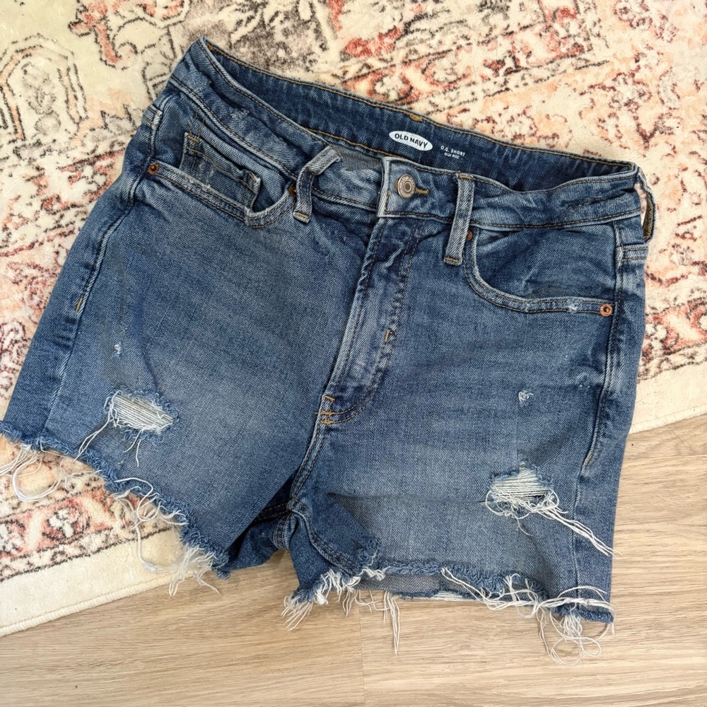 Old Navy Frayed Hem Distressed Denim Shorts High Rise